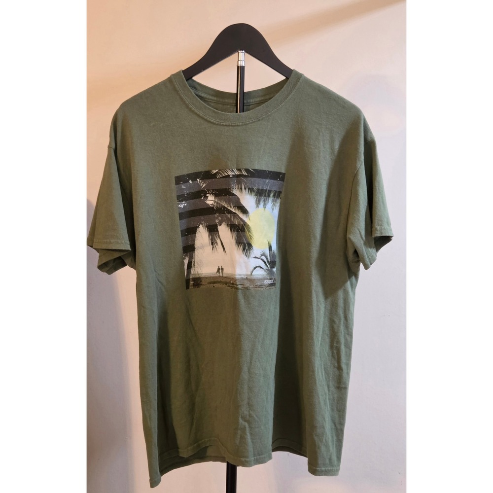 Ezekiel Tropical Beach Graphic Short Sleeve T-Shirt Men's Size Large Green